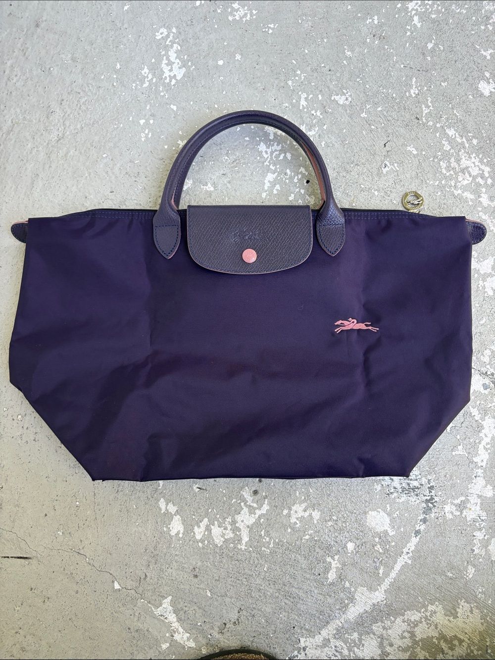 Longchamp Pliage M purple tote
